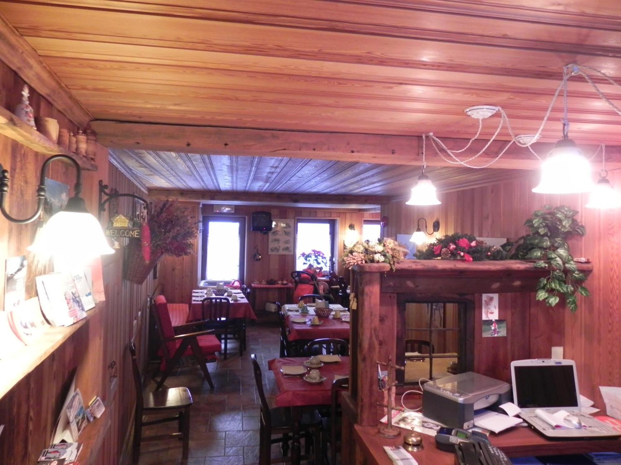 Le Vieux Rascard Chambres D'Hotes ชัมโปลุก ภายนอก รูปภาพ